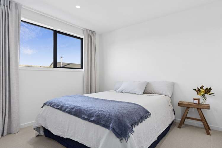 6 Moonstone Street Albert Town_10