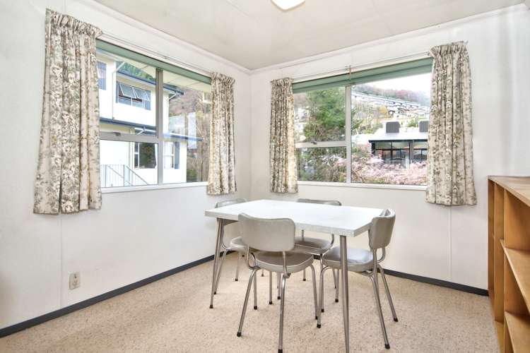 37 Robins Road Queenstown_8