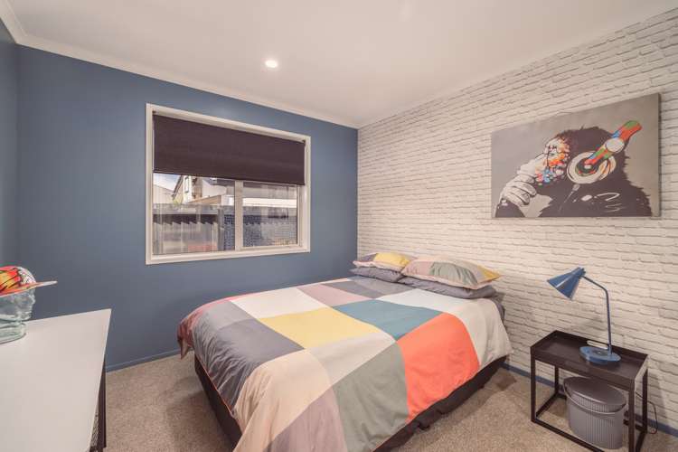 22 Chartwell Street Burwood_11