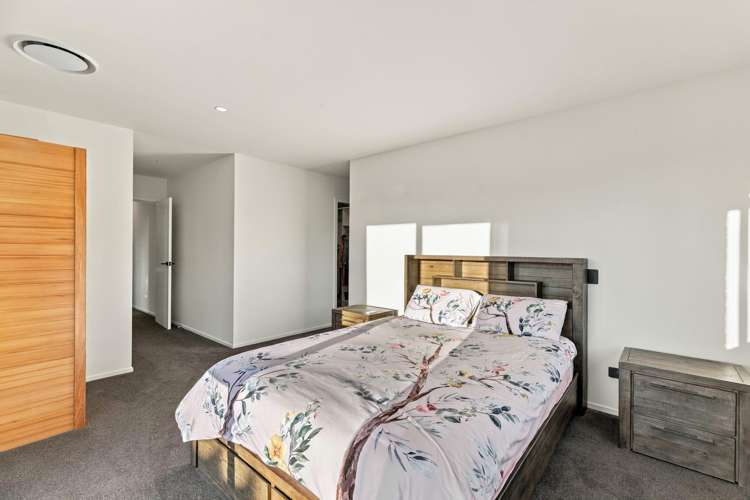 58 Carnaveron Drive Lincoln_15