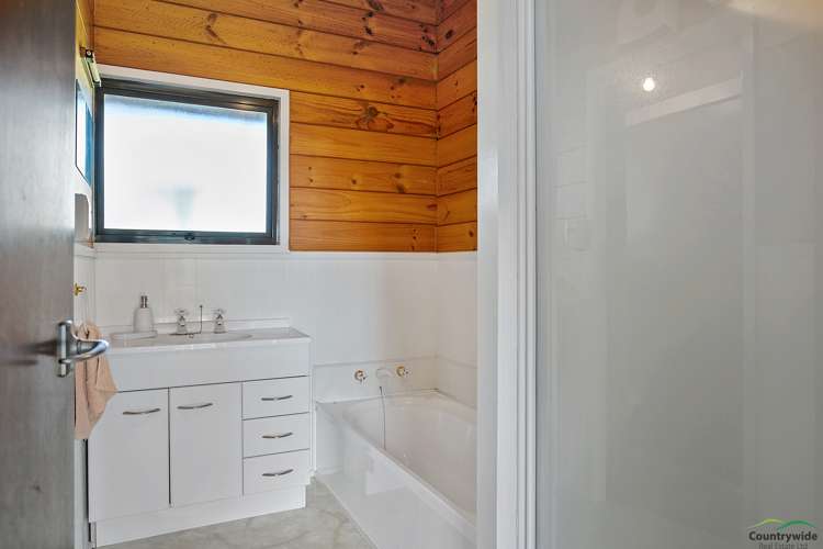 8 Innes Road Lichfield_15