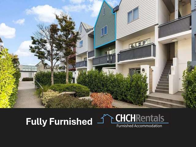Spacious & Immaculate Fully Furnished Inner City Apartment with bonus of 3 queen bedrooms plus study & Indoor Pool!