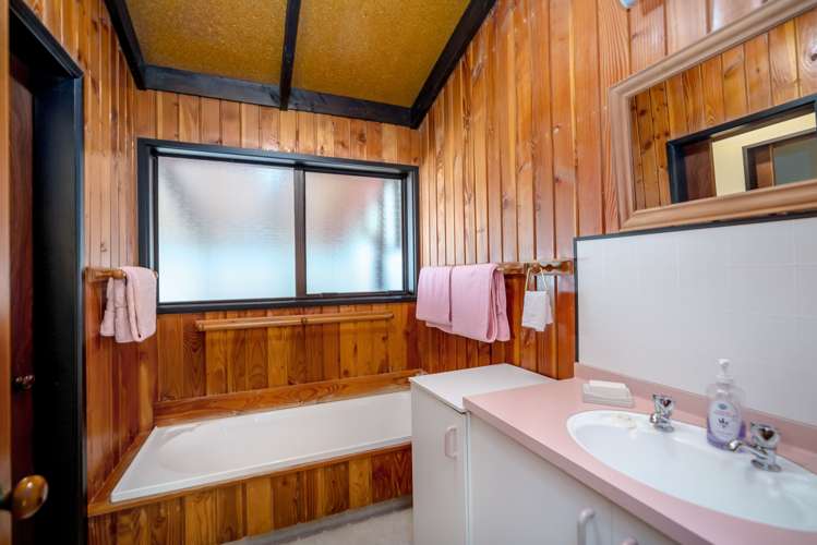 203 Belvedere Road Carterton_9