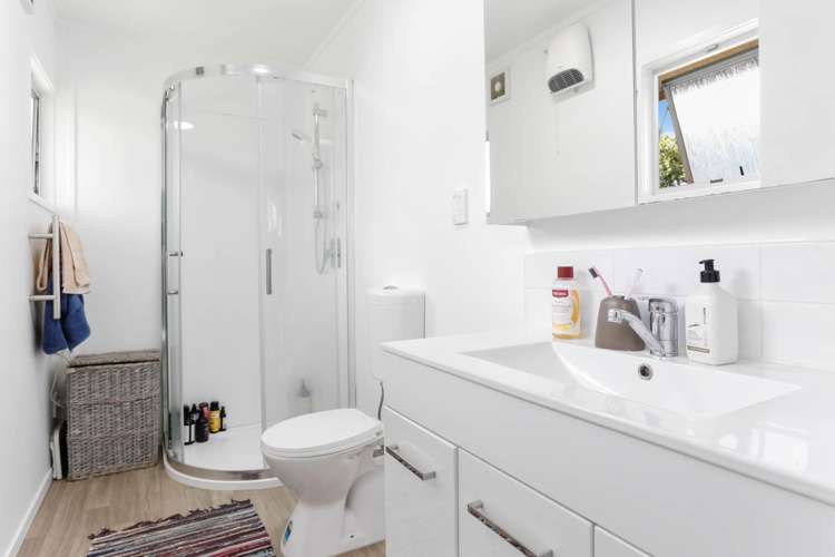 64 Glenvar Road Torbay_8