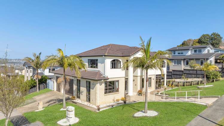 26 Chateau Rise Flat Bush_23