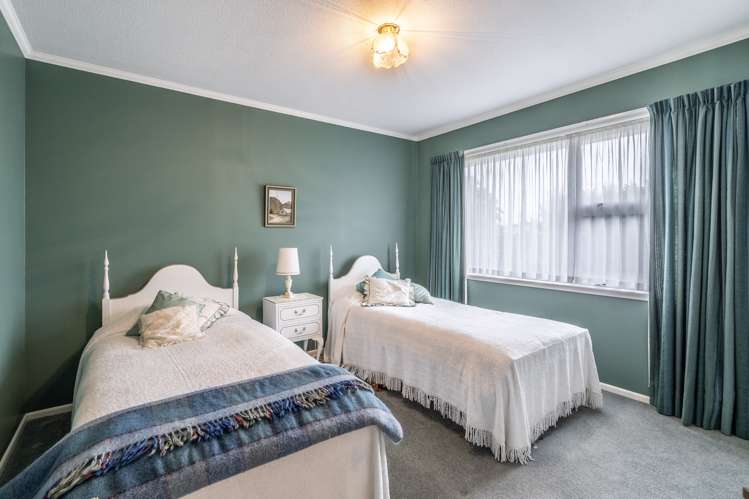 98 Chelmsford Street Windsor_12