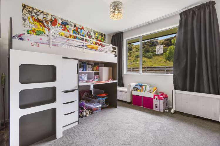 10 Rifleman Street Albert Town_13