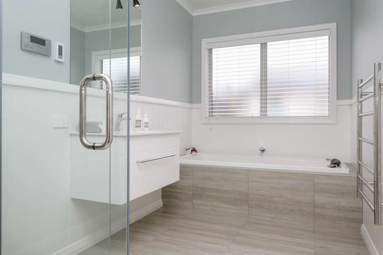 23 Ernest Kemp Rise Wharewaka_19