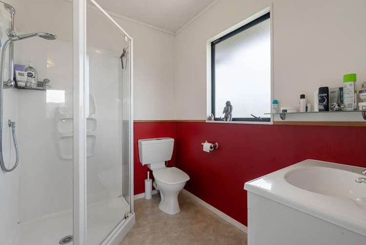 60 Molyneux Close Whitby_20