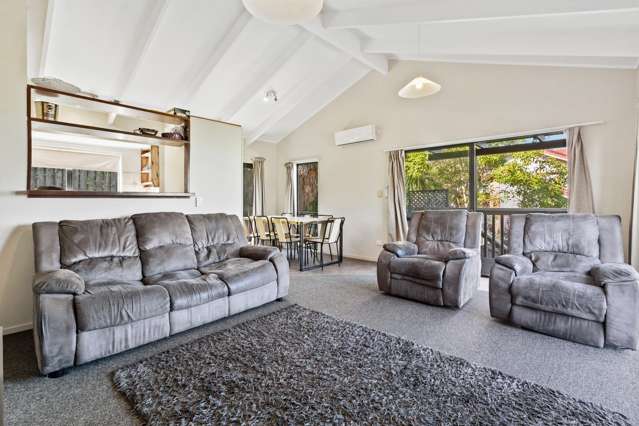 7 Ridgeway Drive Kamo_1