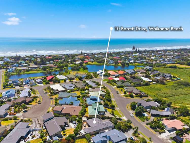 10 Barrett Drive Waikanae Beach_7