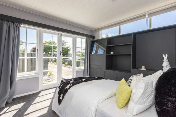 908 Oliphant Road Raureka_13