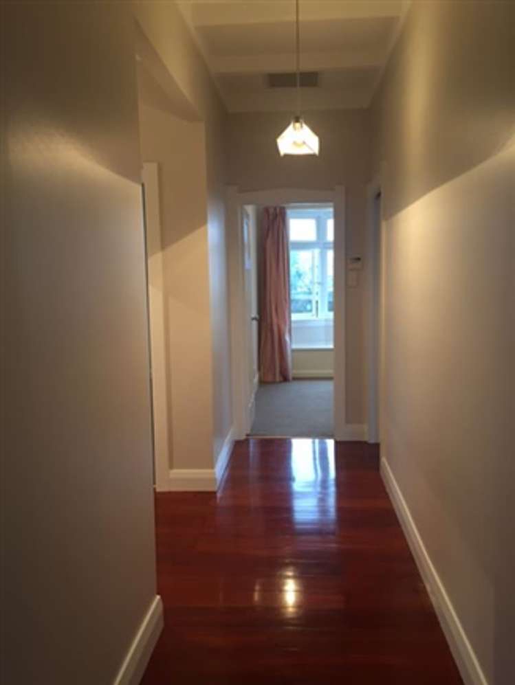 62 Lake Road Narrow Neck_5