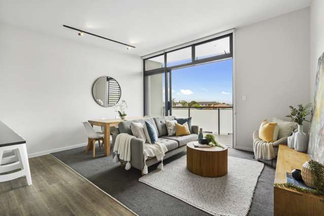 17/4161 Great North Road Glen Eden_1