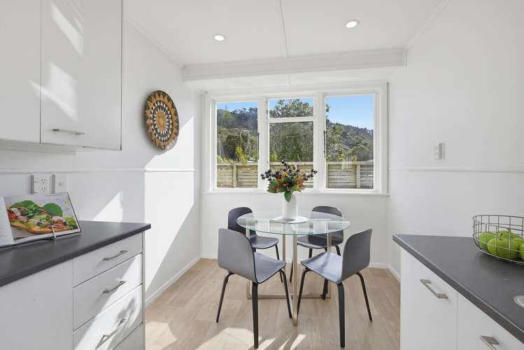 8A Frederick Street Tawa_10