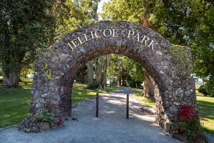 2/27 Brookfield Avenue Onehunga_12