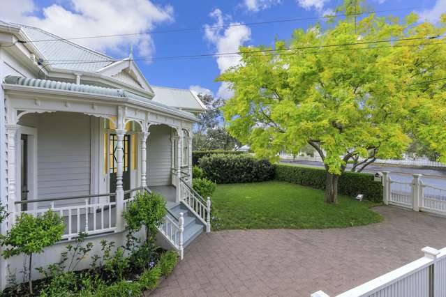 32 Cheltenham Road Devonport_2