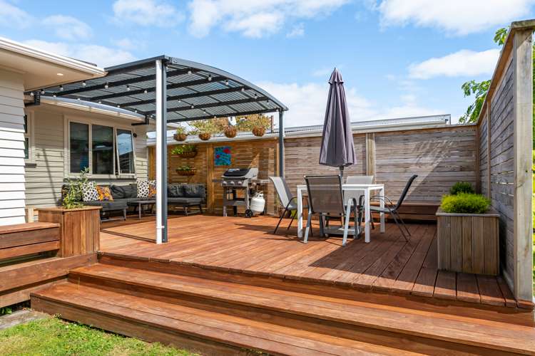 37 California Drive Totara Park_18