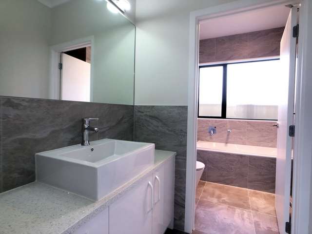 38 Hikuawa Road Flat Bush_2