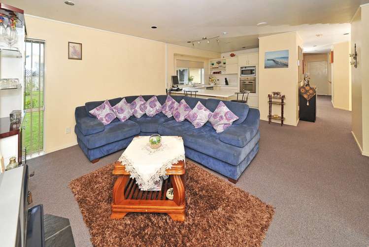 3 Gairloch Place Wattle Downs_7