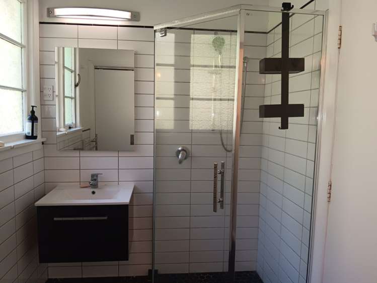 909A Middle Road 10484_10