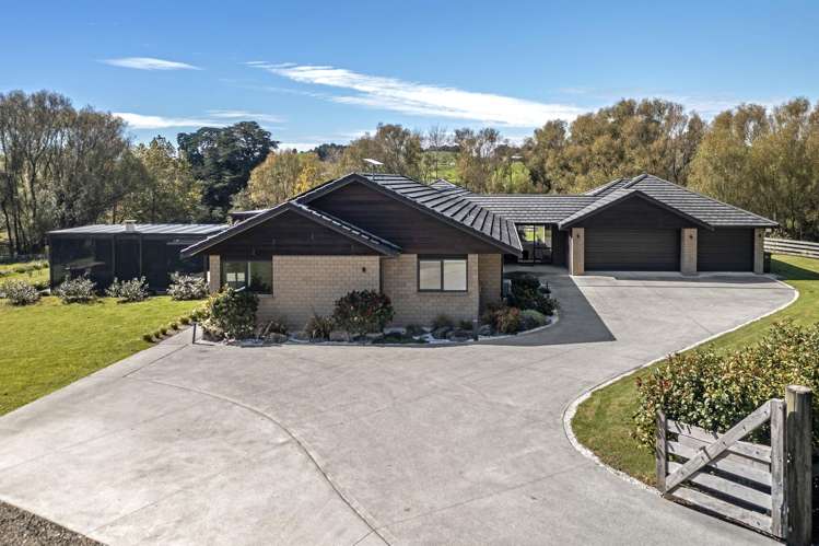 34 Arone Way Wainui_31