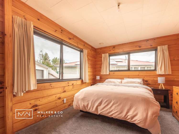 84 Holdsworth Avenue Trentham_15