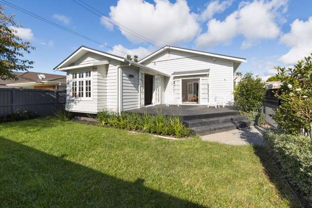 43 Amaru Road One Tree Hill_1