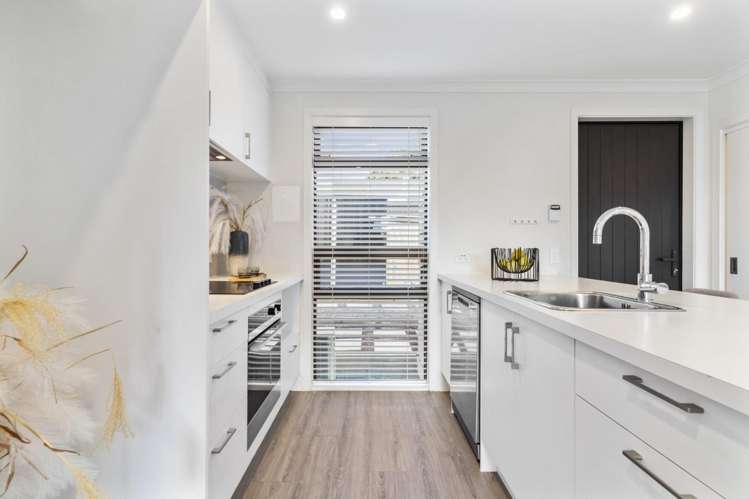 7 Tuaone Court 10880_3