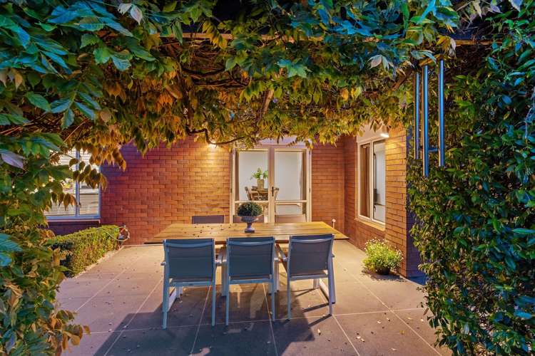 8 Swanleigh Place Ilam_21