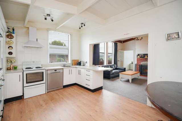 83 Robertson Street Richmond_3