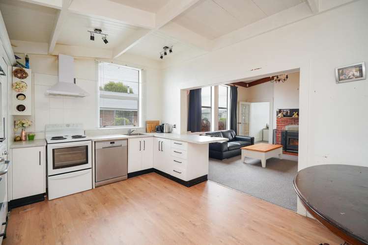 83 Robertson Street Richmond_3
