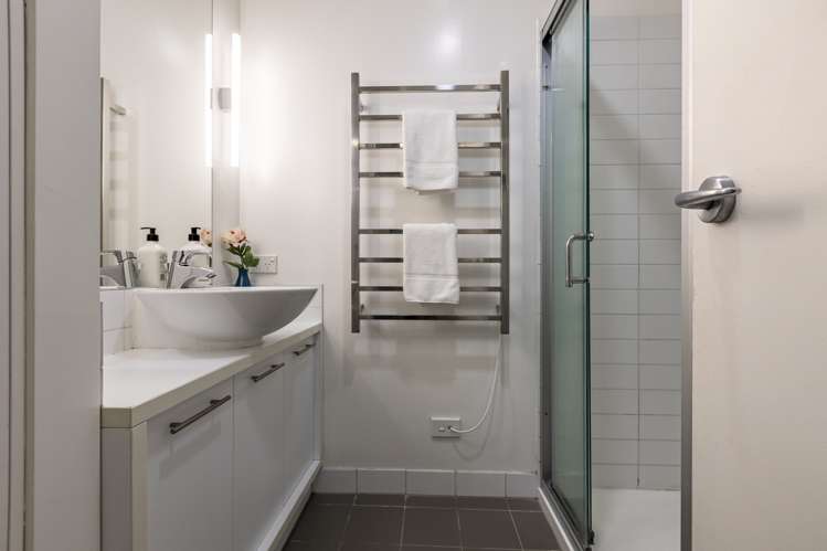 56 Fisher-Point Drive Auckland Central_15