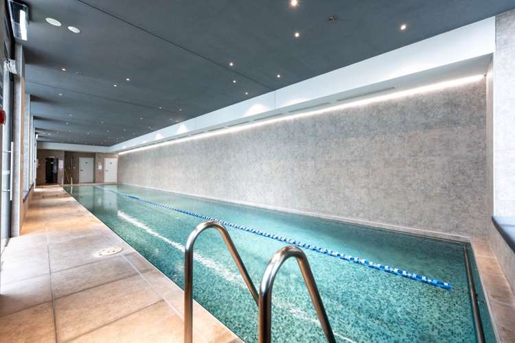 703/47 Beach Road City Centre_15