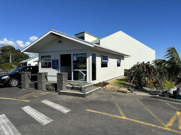 16a Manadon Street Spotswood_11