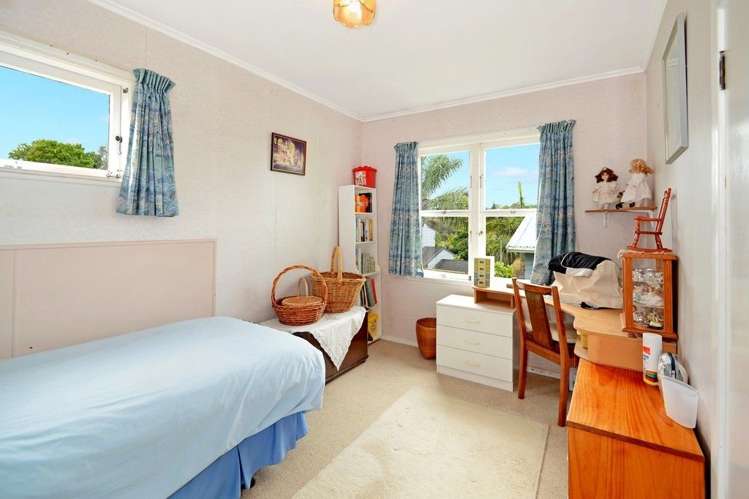 19 Levesque Street Birkdale_7