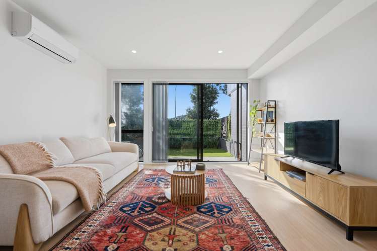 642B Massey Road Mangere_4