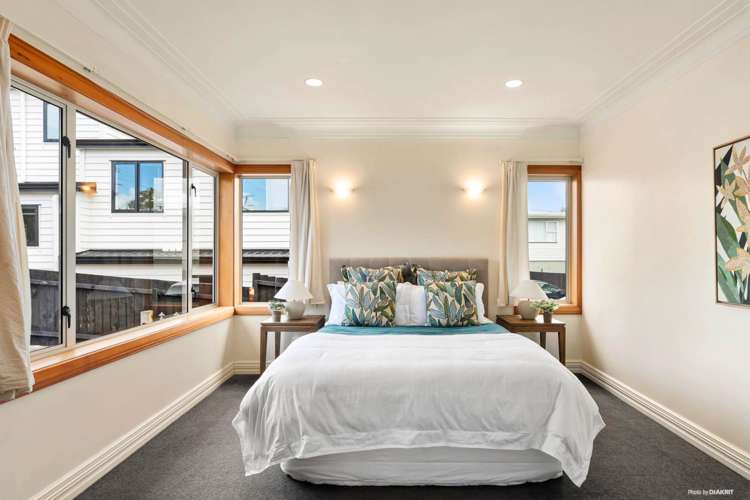 47 Golf Road New Lynn_9