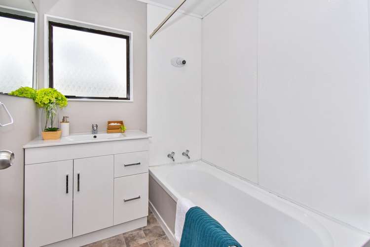 2/28 Gloucester Road Manurewa_7