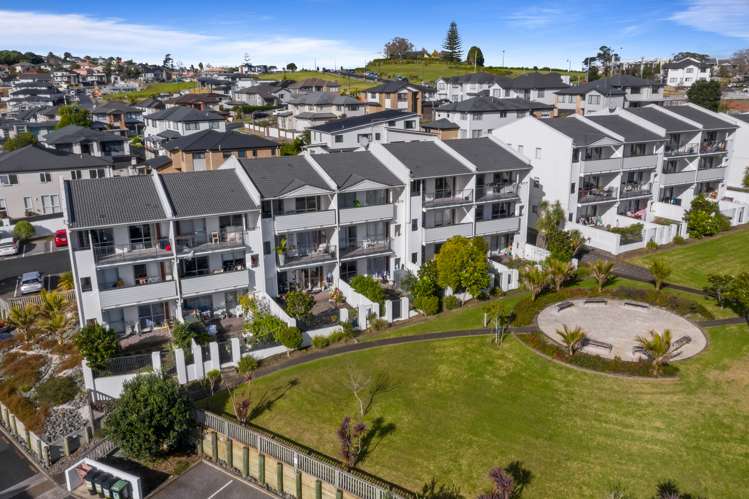 A12/60 Masons Road Oteha_12