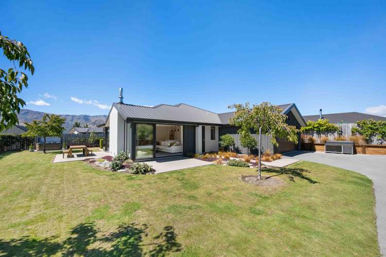 15 Pennycook Place Lake Hawea_0