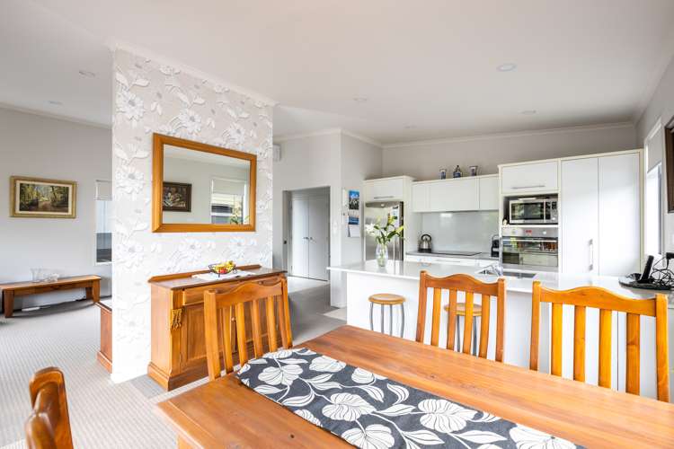 14 Buller Street New Plymouth Central_9