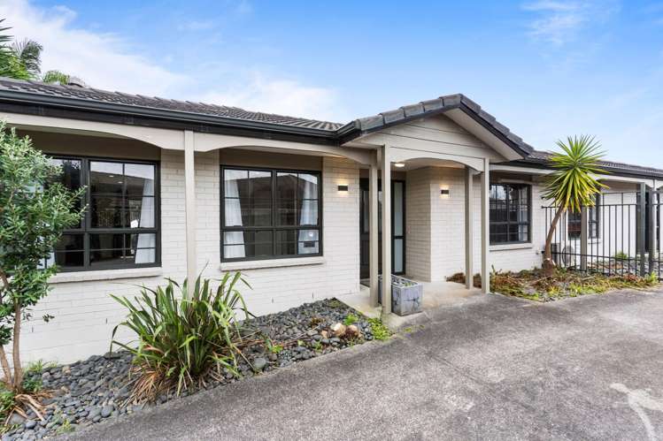 27 Lothian Brae Manurewa_19