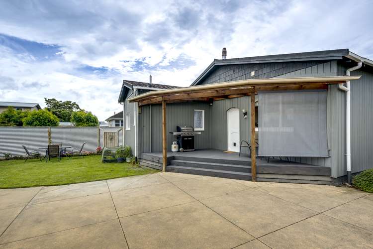 911 Churchill Street Akina_9