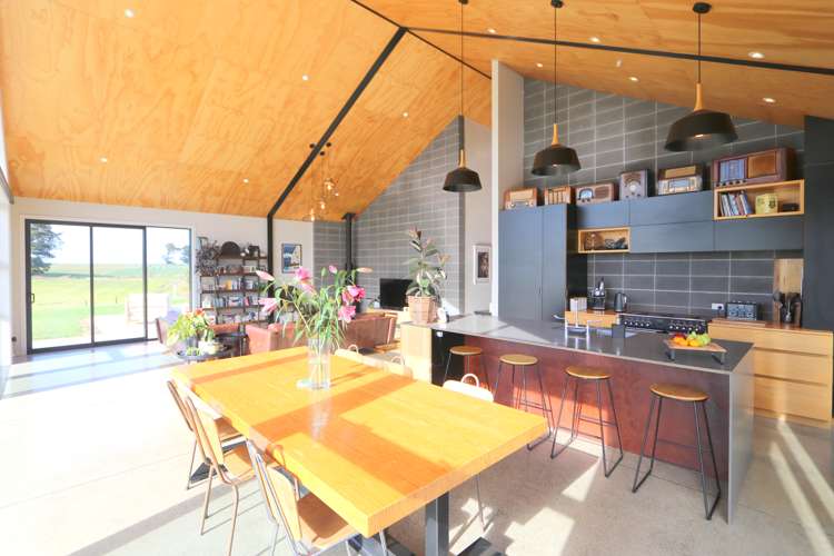 99 Blondell Road Waimatua_11