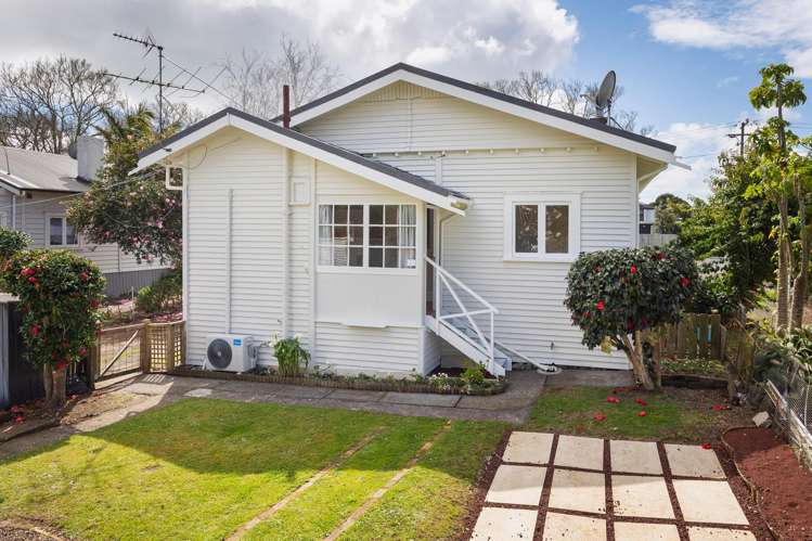 11 Hendon Avenue Mt Albert_12