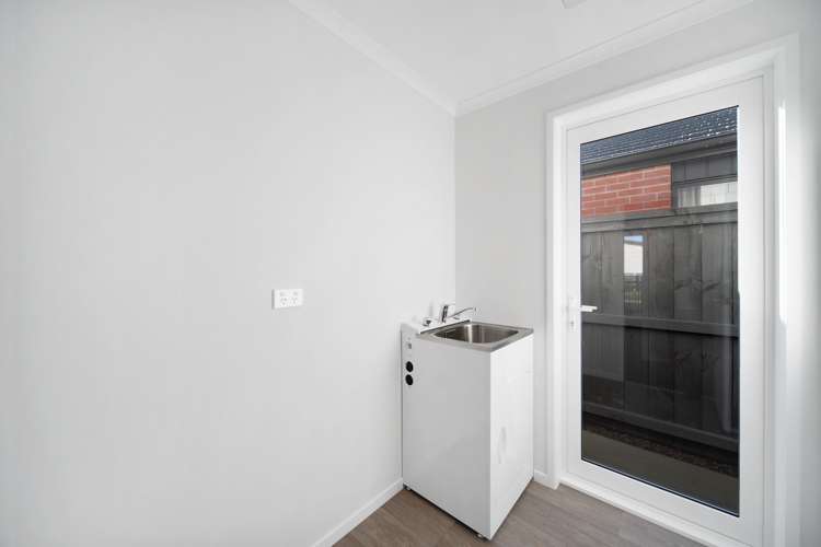 7 John Main Drive Ramarama_10