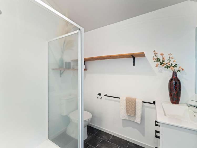 30 Ipukarea Street Weymouth_11