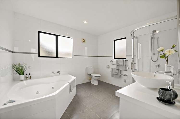 38 Amberwood Drive Northpark_12