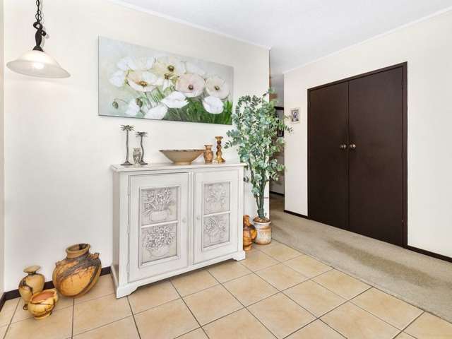 25 Hazeldene Place Opaheke_1